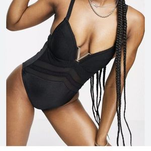NWT River Island V Molded One Piece
Swimsuit Black size 4